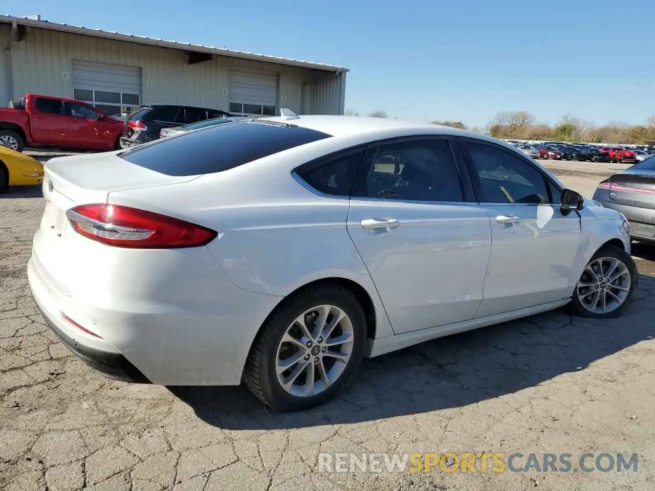 3 Photograph of a damaged car 3FA6P0H7XLR128487 FORD FUSION 2020