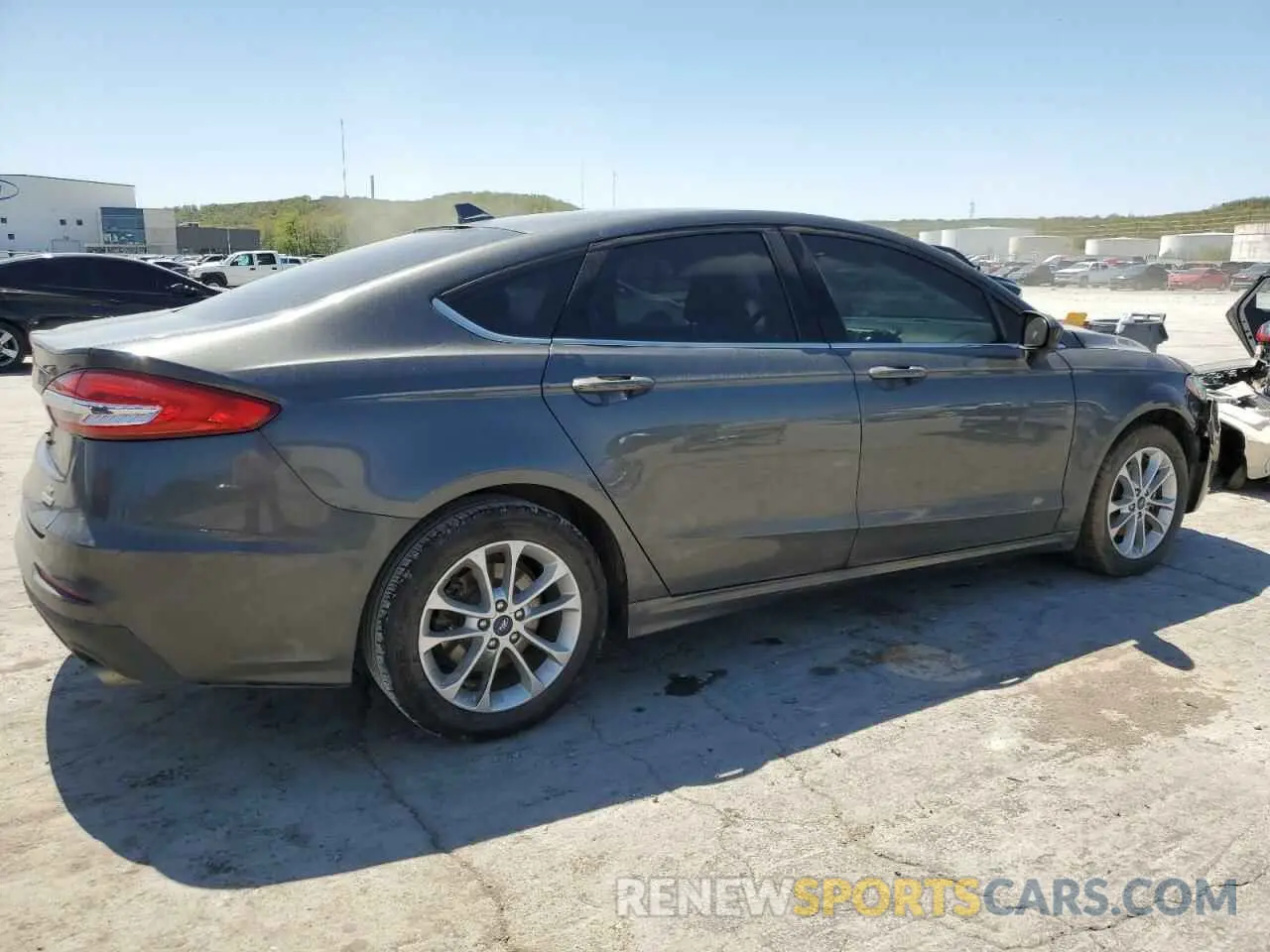 3 Photograph of a damaged car 3FA6P0HD0LR111381 FORD FUSION 2020