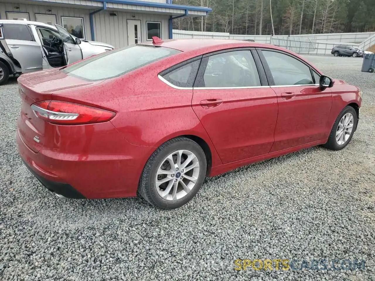 3 Photograph of a damaged car 3FA6P0HD0LR122364 FORD FUSION 2020