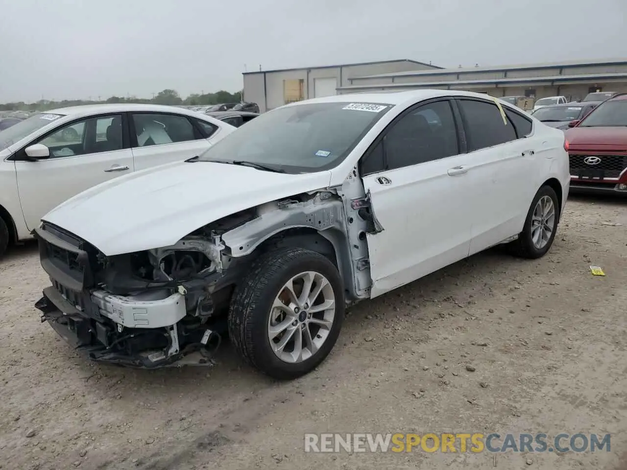 1 Photograph of a damaged car 3FA6P0HD0LR136202 FORD FUSION 2020