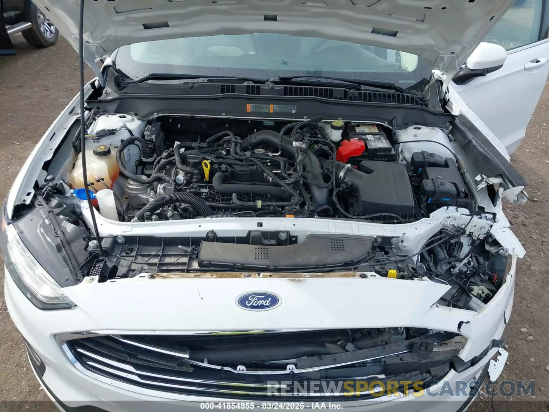 10 Photograph of a damaged car 3FA6P0HD0LR143408 FORD FUSION 2020