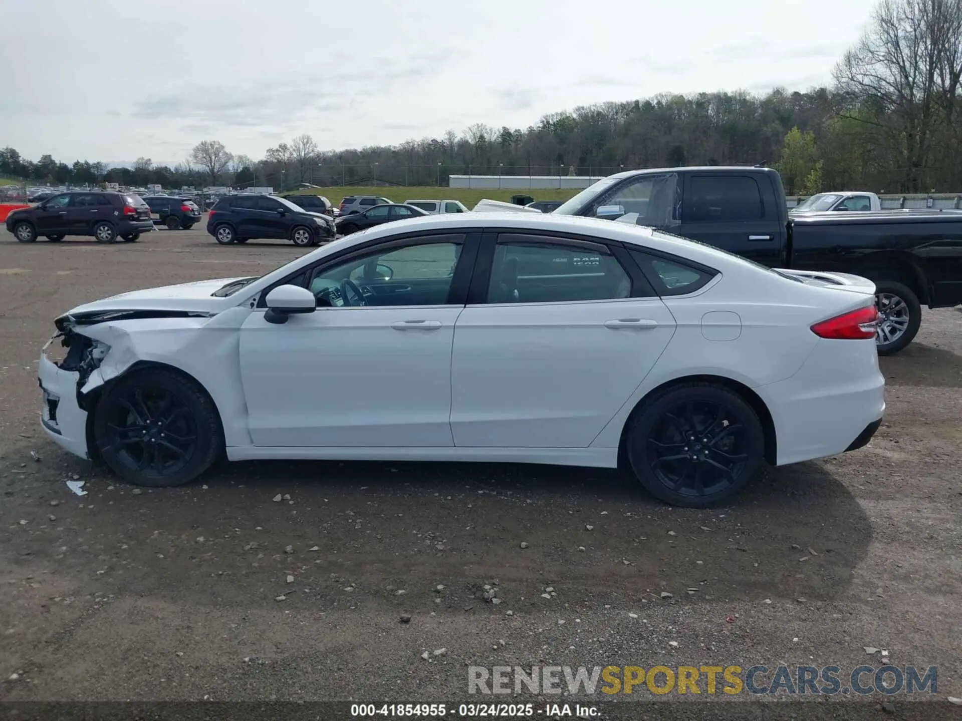 14 Photograph of a damaged car 3FA6P0HD0LR143408 FORD FUSION 2020
