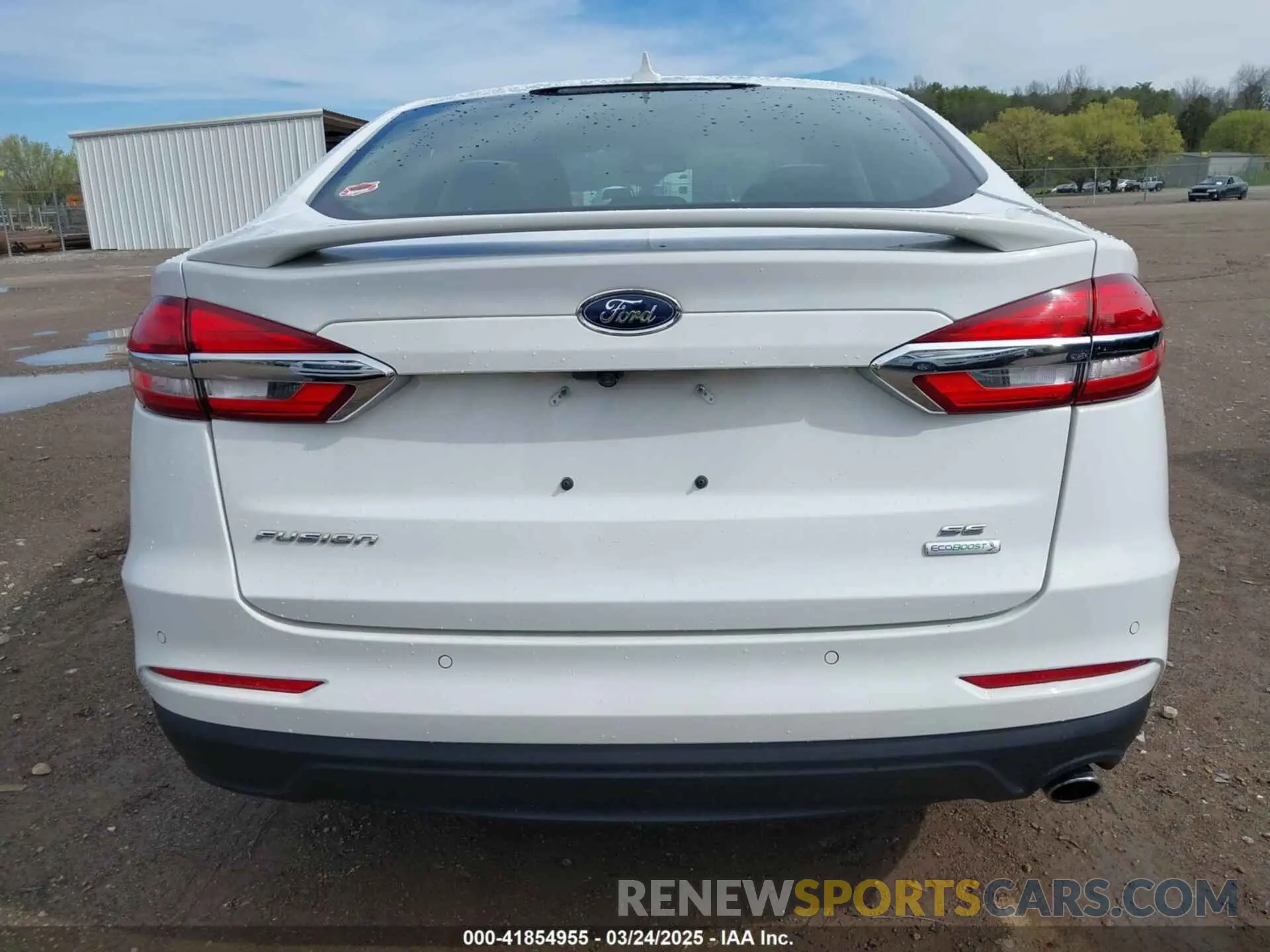 16 Photograph of a damaged car 3FA6P0HD0LR143408 FORD FUSION 2020