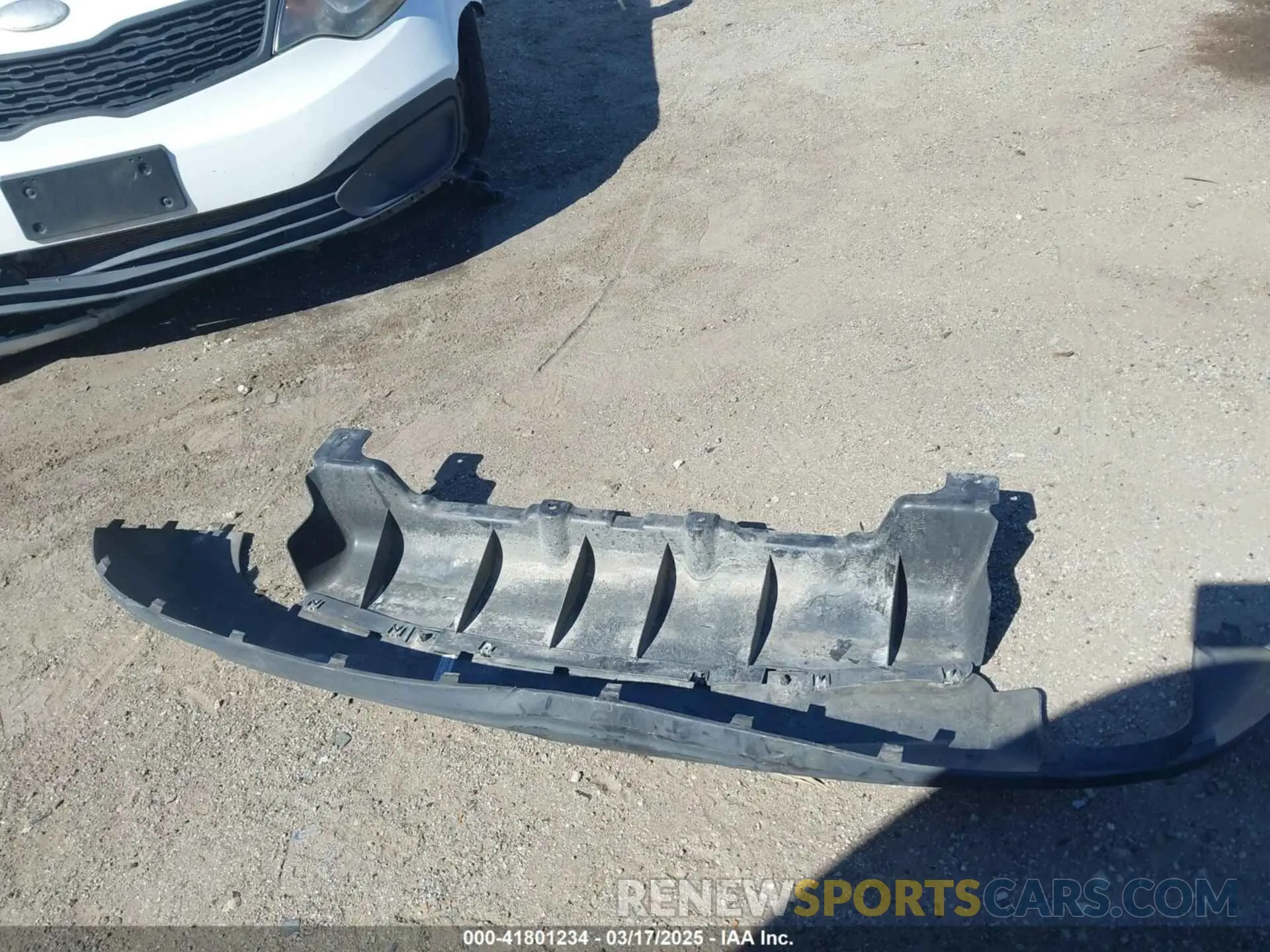 12 Photograph of a damaged car 3FA6P0HD0LR147782 FORD FUSION 2020