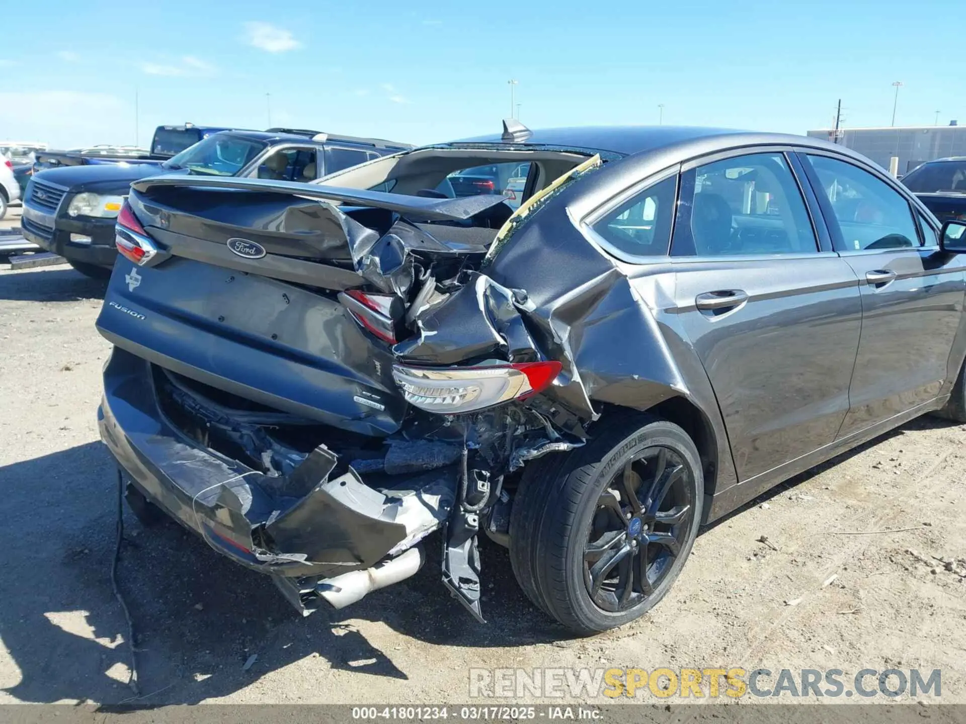 6 Photograph of a damaged car 3FA6P0HD0LR147782 FORD FUSION 2020