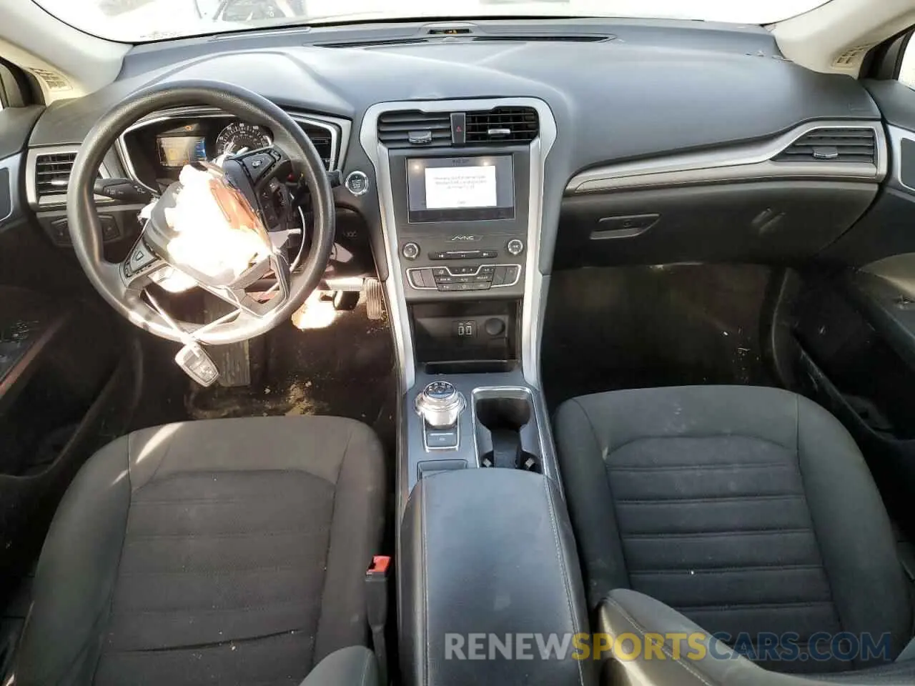 8 Photograph of a damaged car 3FA6P0HD0LR149161 FORD FUSION 2020
