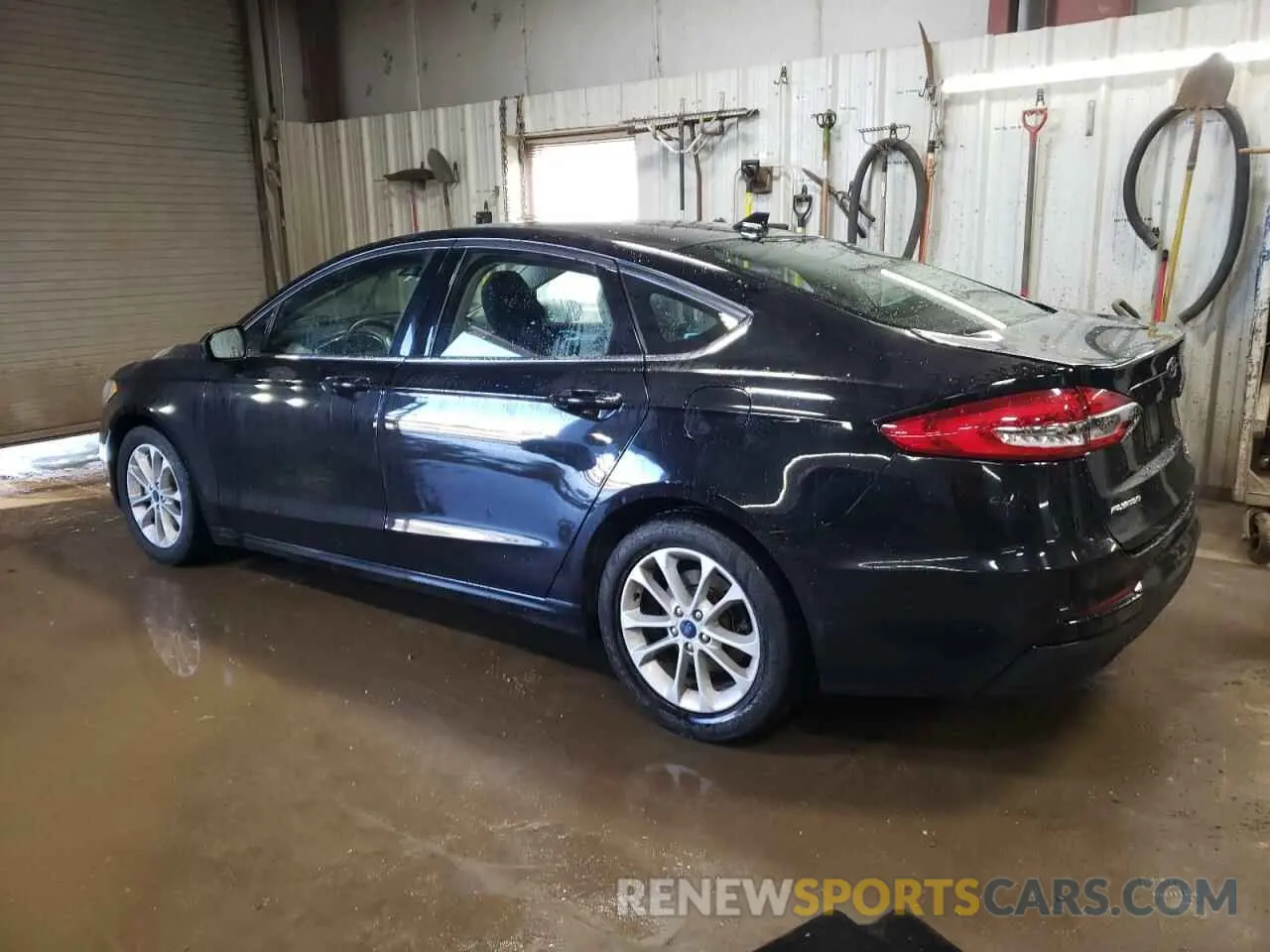 2 Photograph of a damaged car 3FA6P0HD0LR186615 FORD FUSION 2020