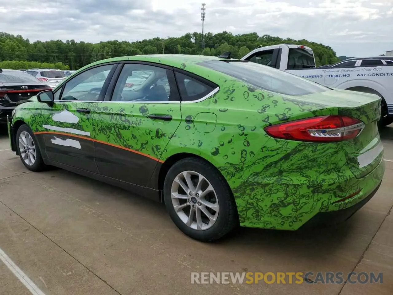 2 Photograph of a damaged car 3FA6P0HD0LR187196 FORD FUSION 2020