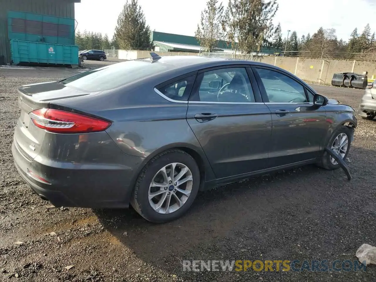 3 Photograph of a damaged car 3FA6P0HD0LR191572 FORD FUSION 2020