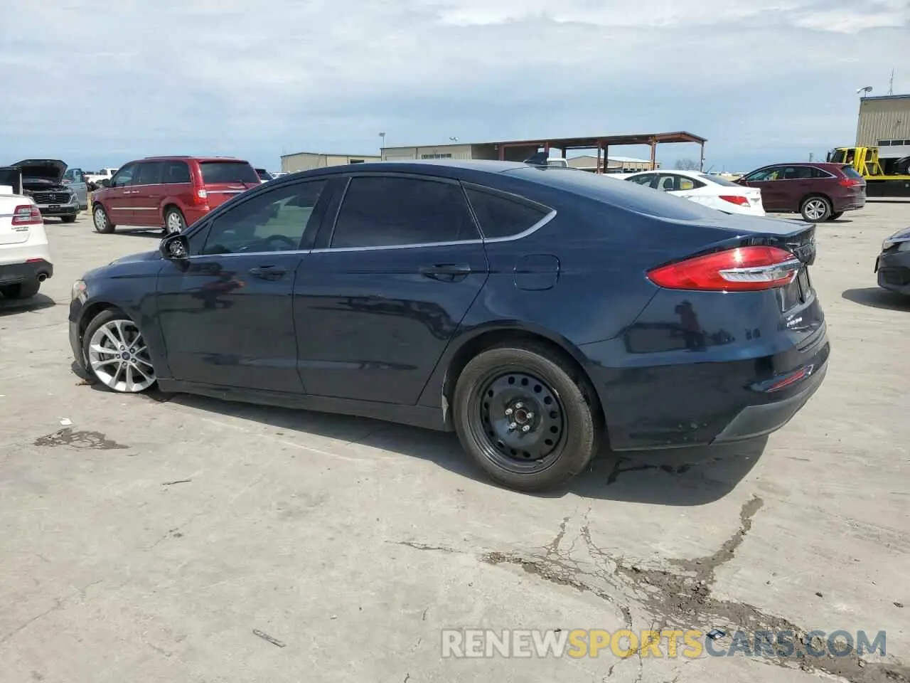 2 Photograph of a damaged car 3FA6P0HD0LR198795 FORD FUSION 2020