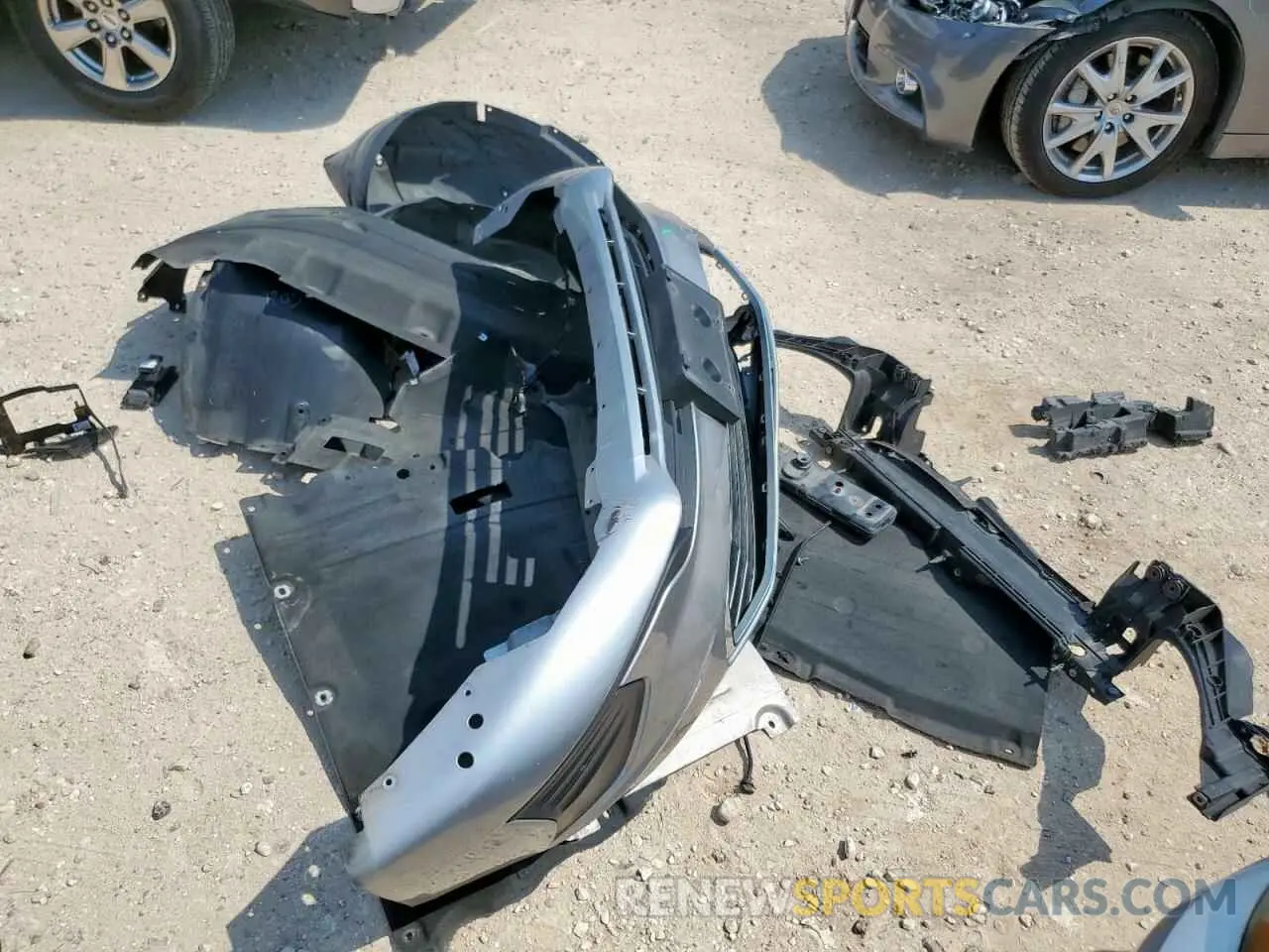 12 Photograph of a damaged car 3FA6P0HD0LR203316 FORD FUSION 2020