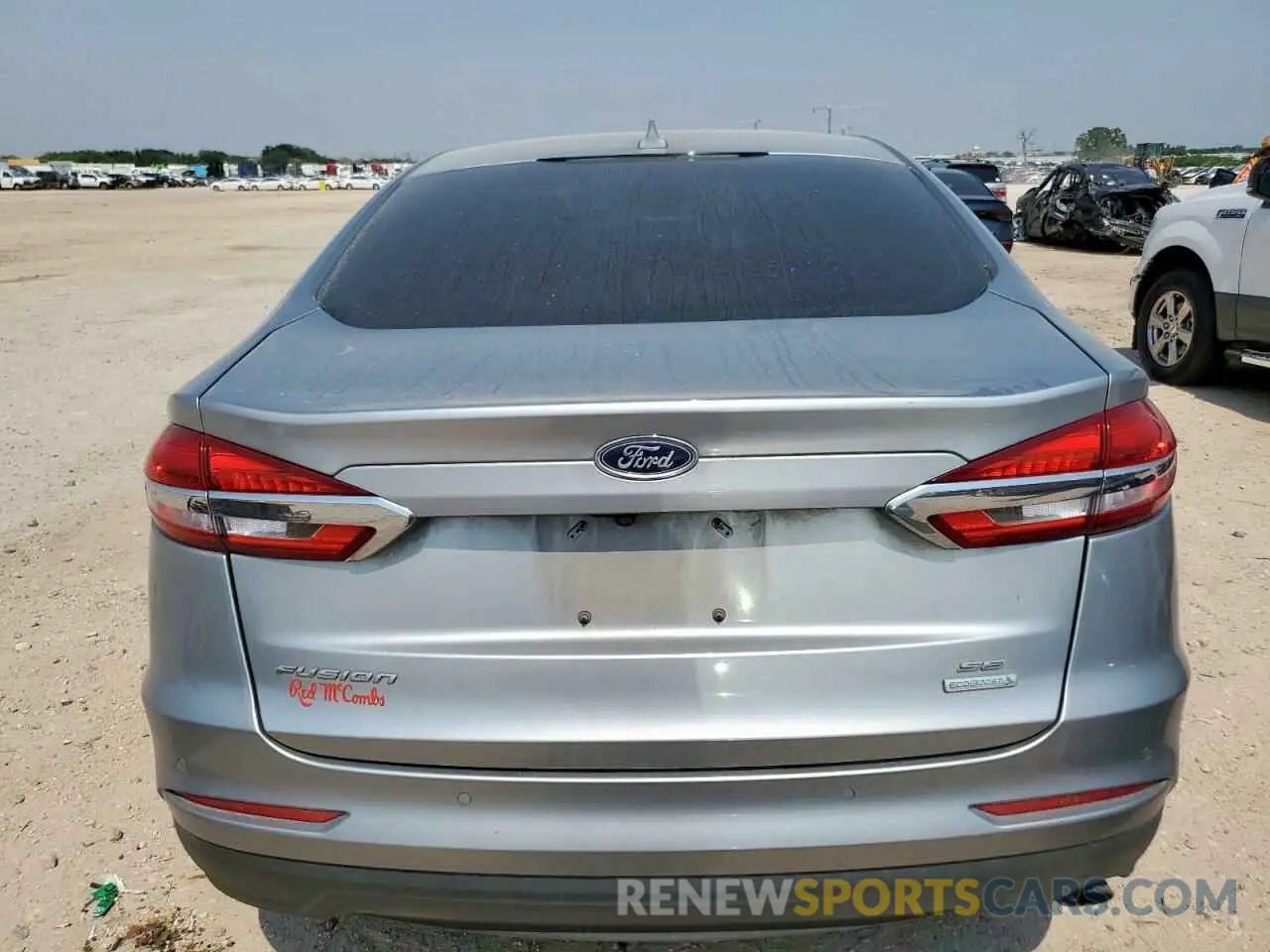 6 Photograph of a damaged car 3FA6P0HD0LR203316 FORD FUSION 2020
