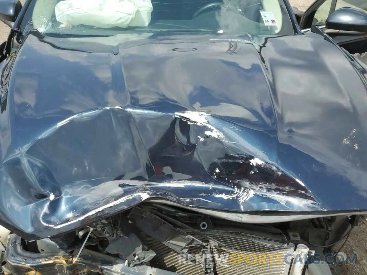 11 Photograph of a damaged car 3FA6P0HD0LR218608 FORD FUSION 2020