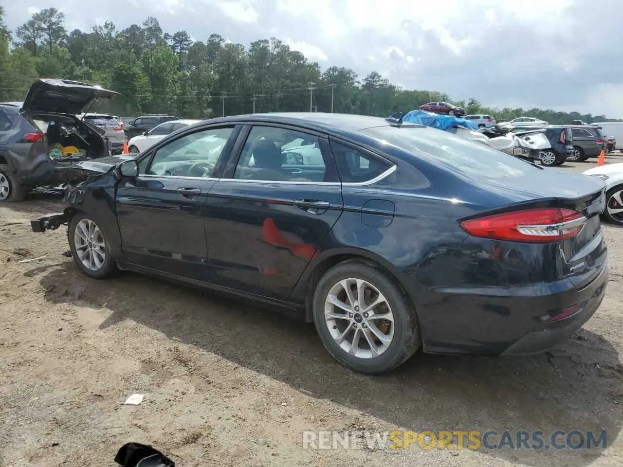 2 Photograph of a damaged car 3FA6P0HD0LR218608 FORD FUSION 2020