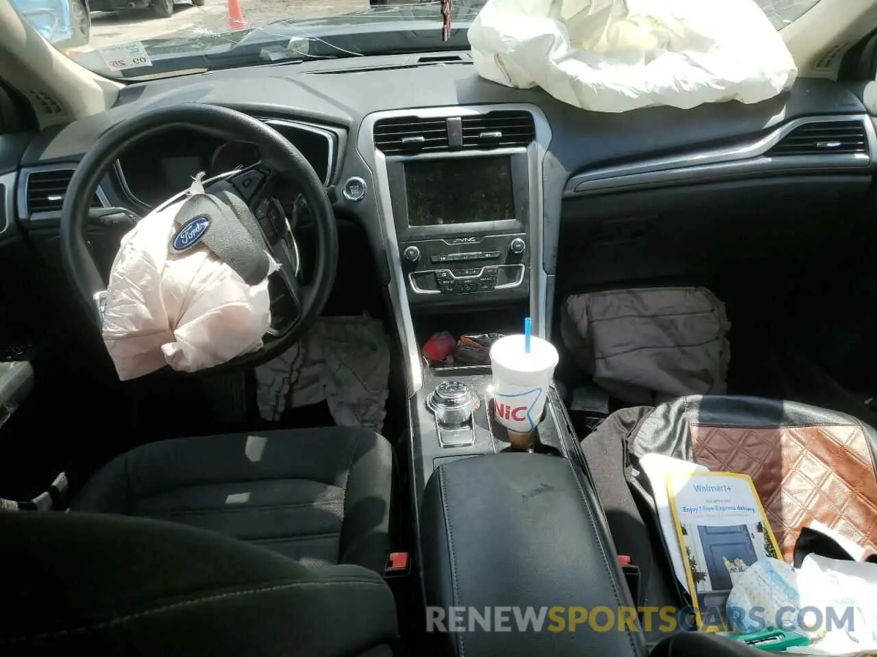 8 Photograph of a damaged car 3FA6P0HD0LR218608 FORD FUSION 2020