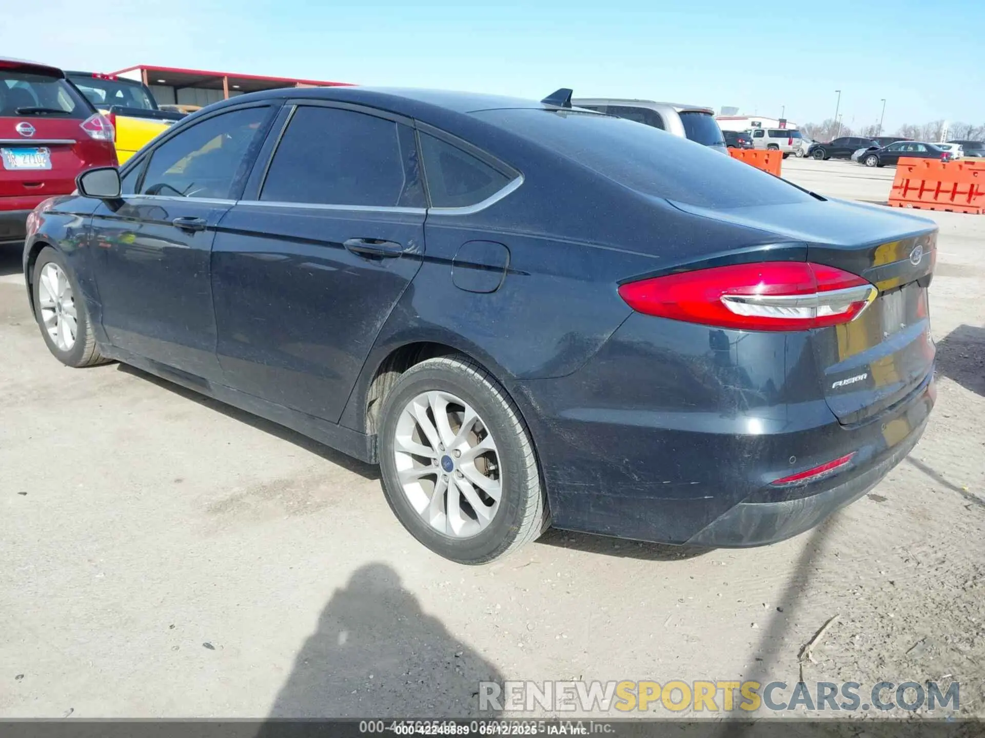 3 Photograph of a damaged car 3FA6P0HD0LR218771 FORD FUSION 2020
