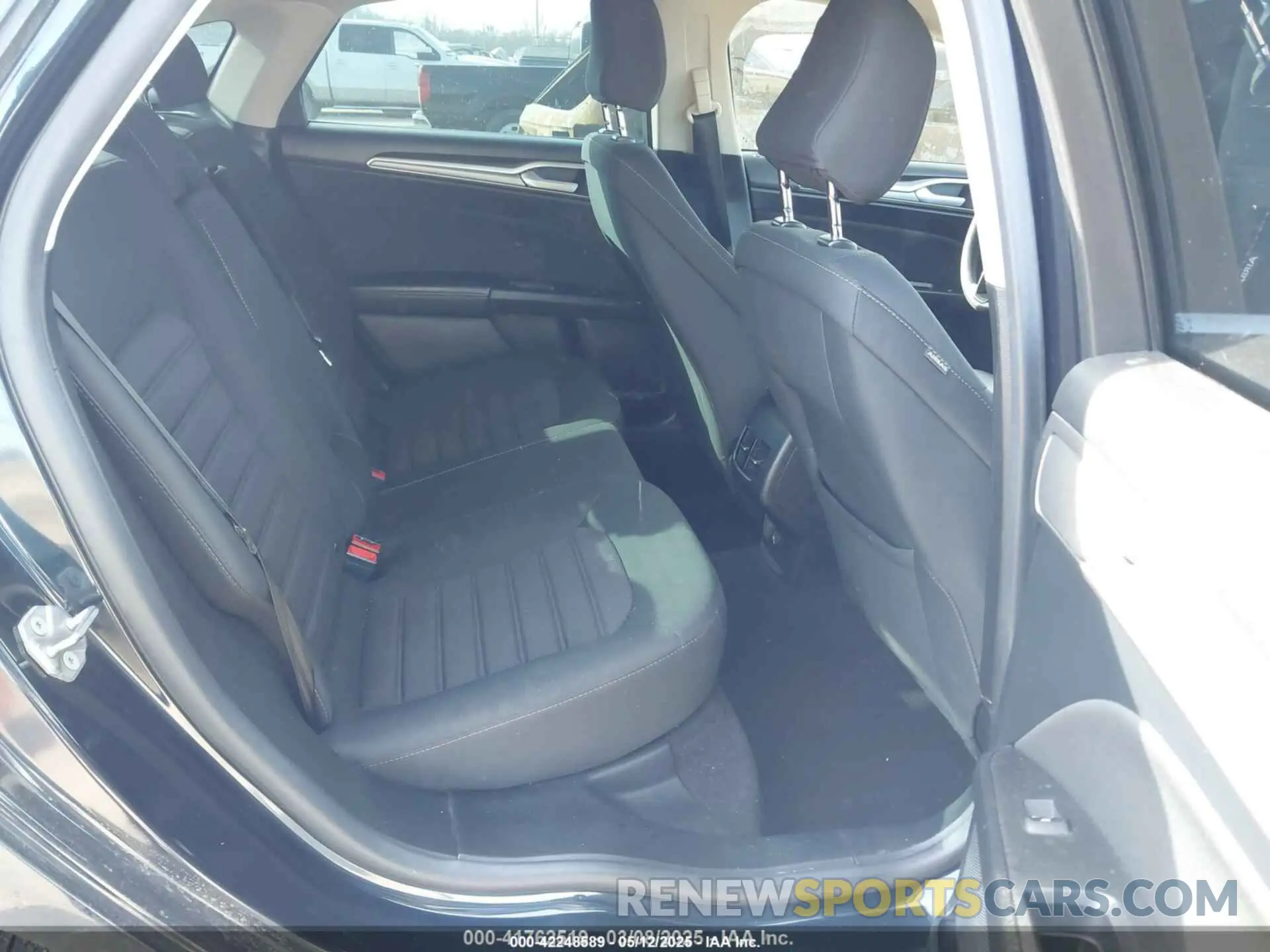 8 Photograph of a damaged car 3FA6P0HD0LR218771 FORD FUSION 2020