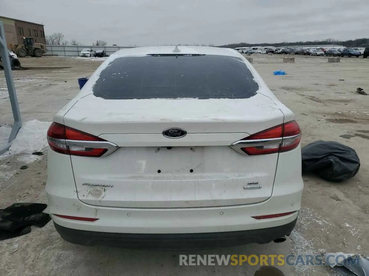 6 Photograph of a damaged car 3FA6P0HD0LR228586 FORD FUSION 2020
