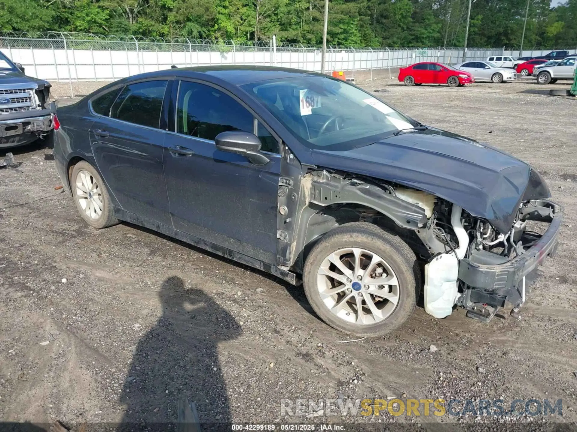 1 Photograph of a damaged car 3FA6P0HD0LR247946 FORD FUSION 2020