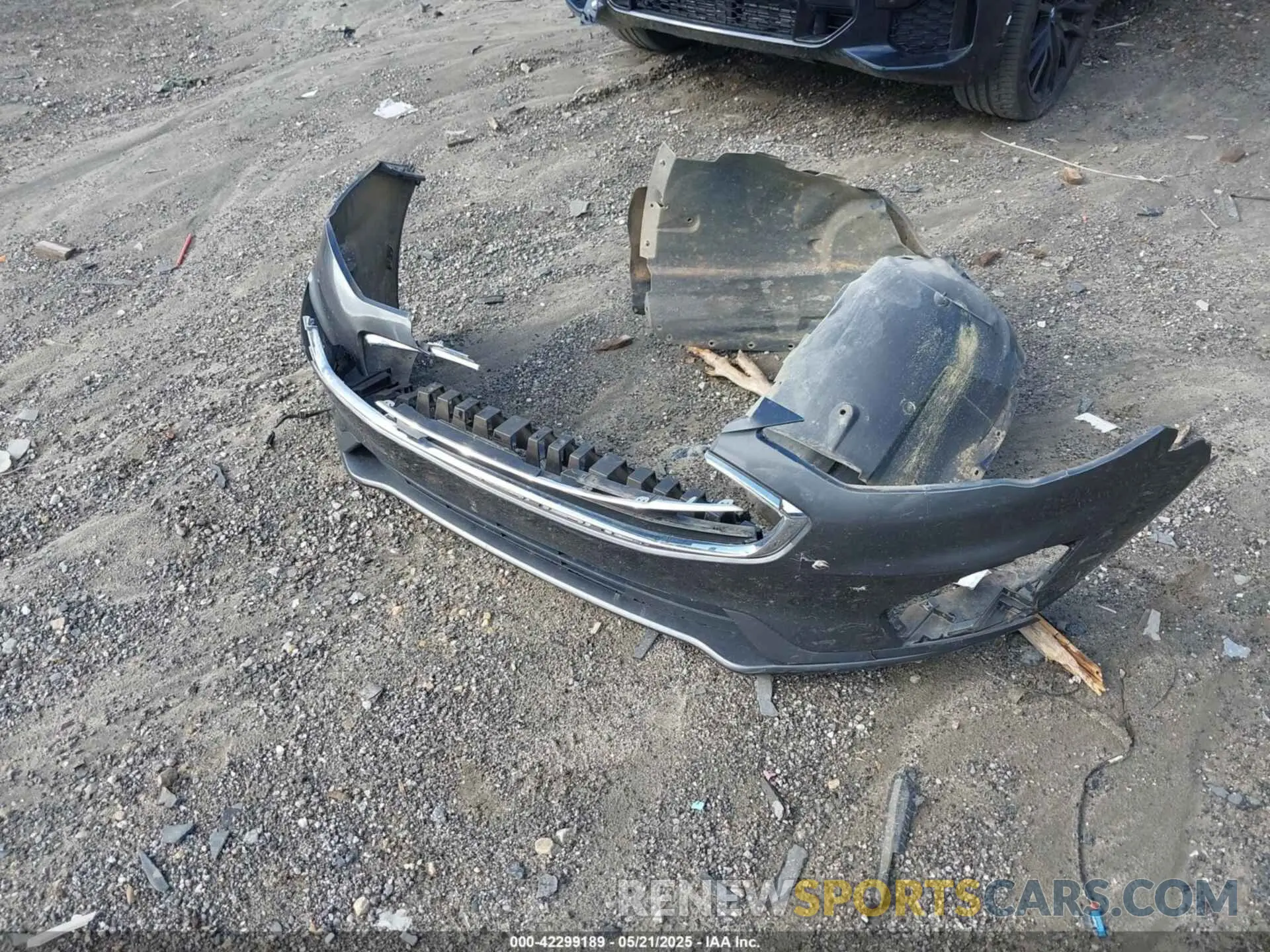 12 Photograph of a damaged car 3FA6P0HD0LR247946 FORD FUSION 2020