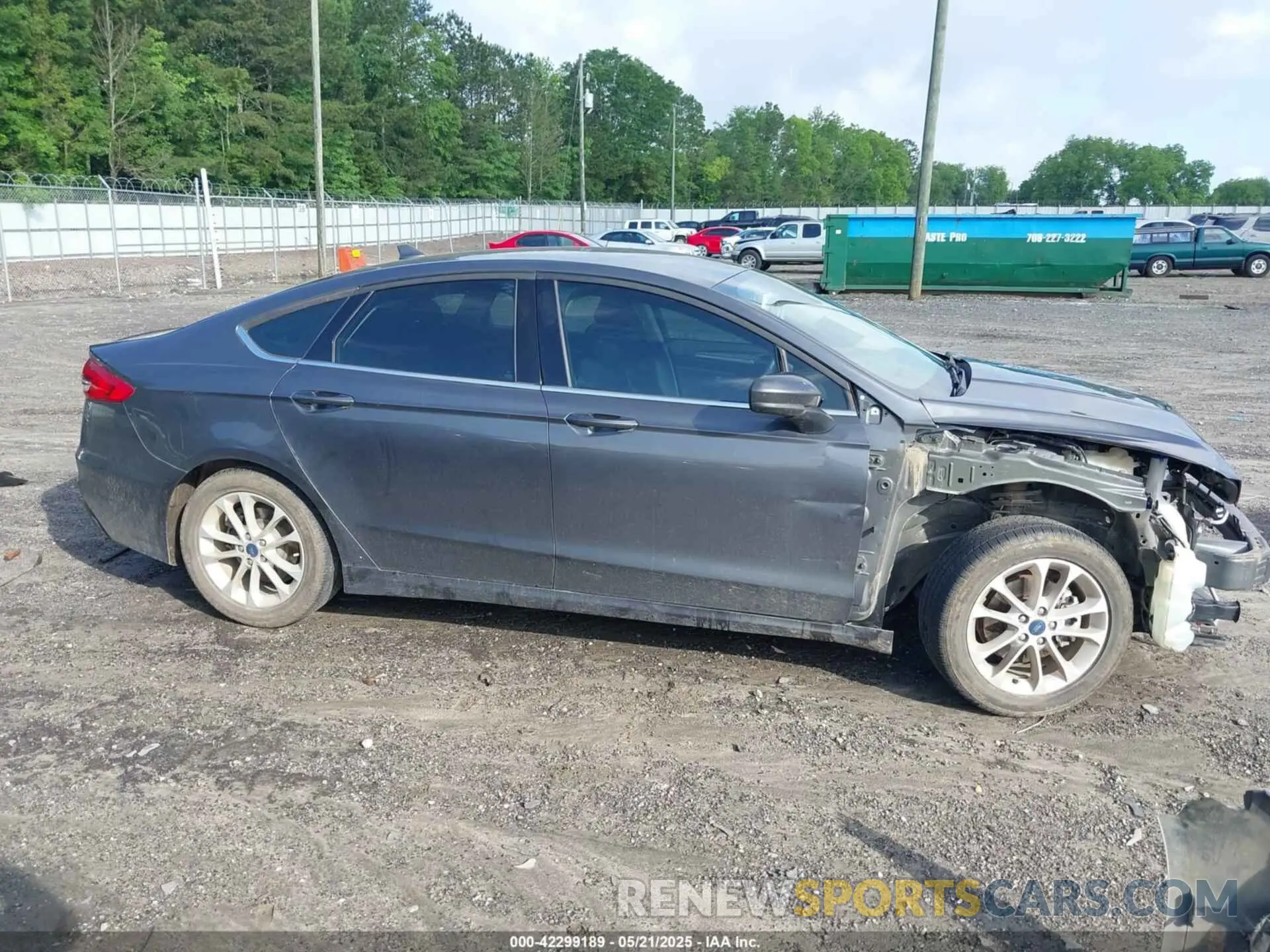 14 Photograph of a damaged car 3FA6P0HD0LR247946 FORD FUSION 2020