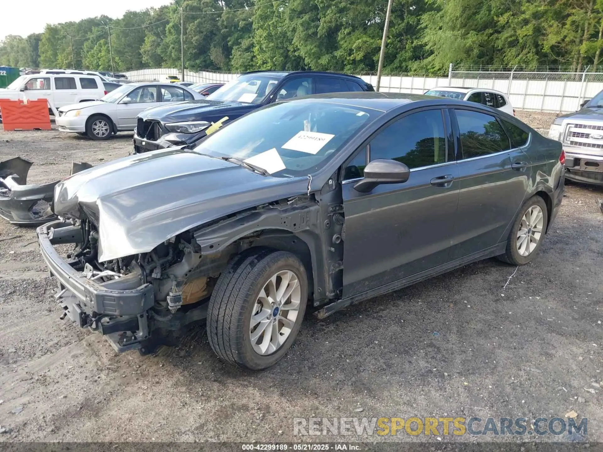 2 Photograph of a damaged car 3FA6P0HD0LR247946 FORD FUSION 2020