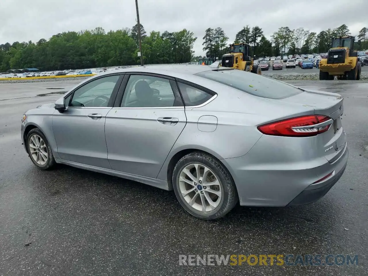2 Photograph of a damaged car 3FA6P0HD0LR256243 FORD FUSION 2020