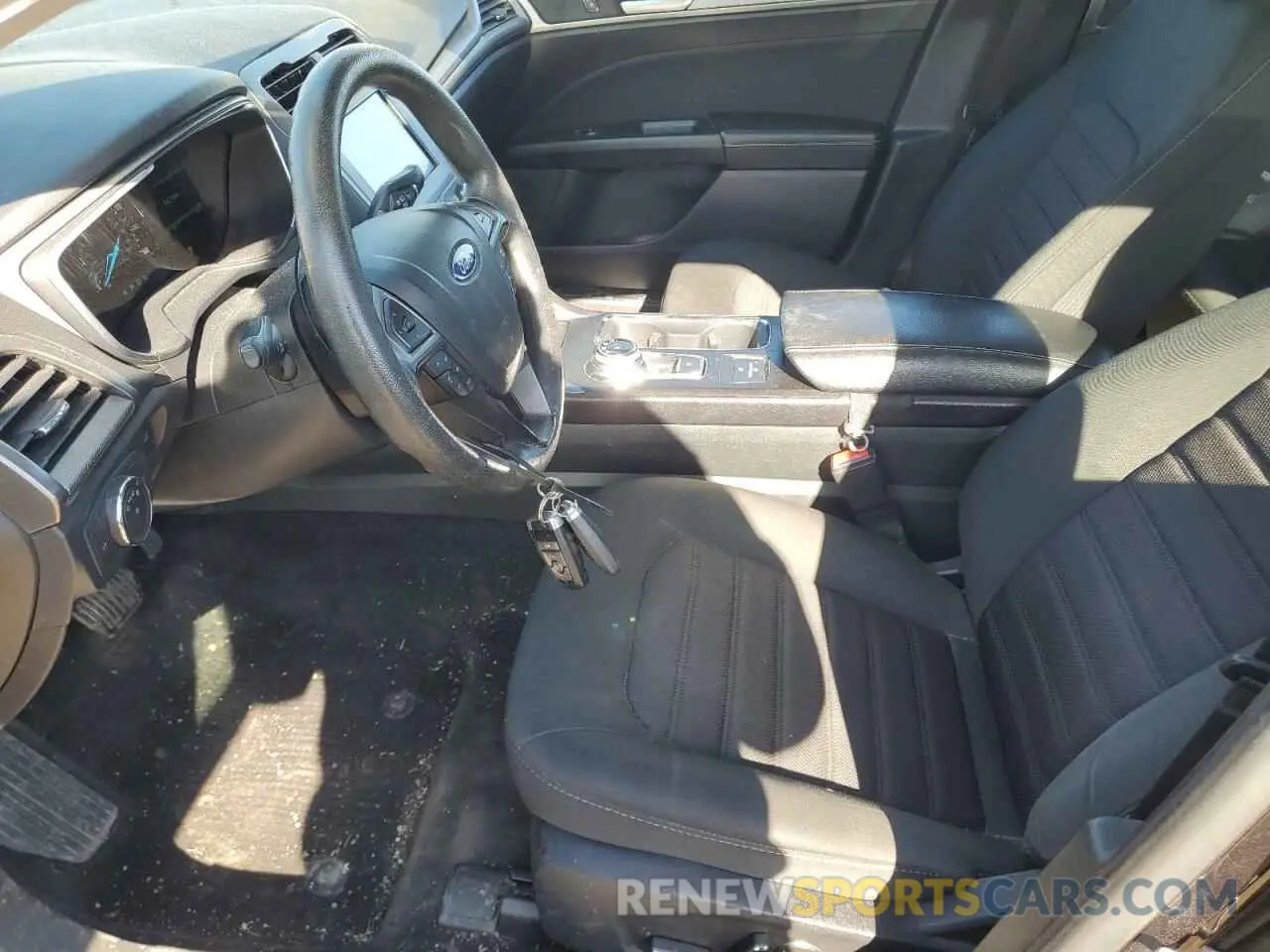 7 Photograph of a damaged car 3FA6P0HD0LR259207 FORD FUSION 2020