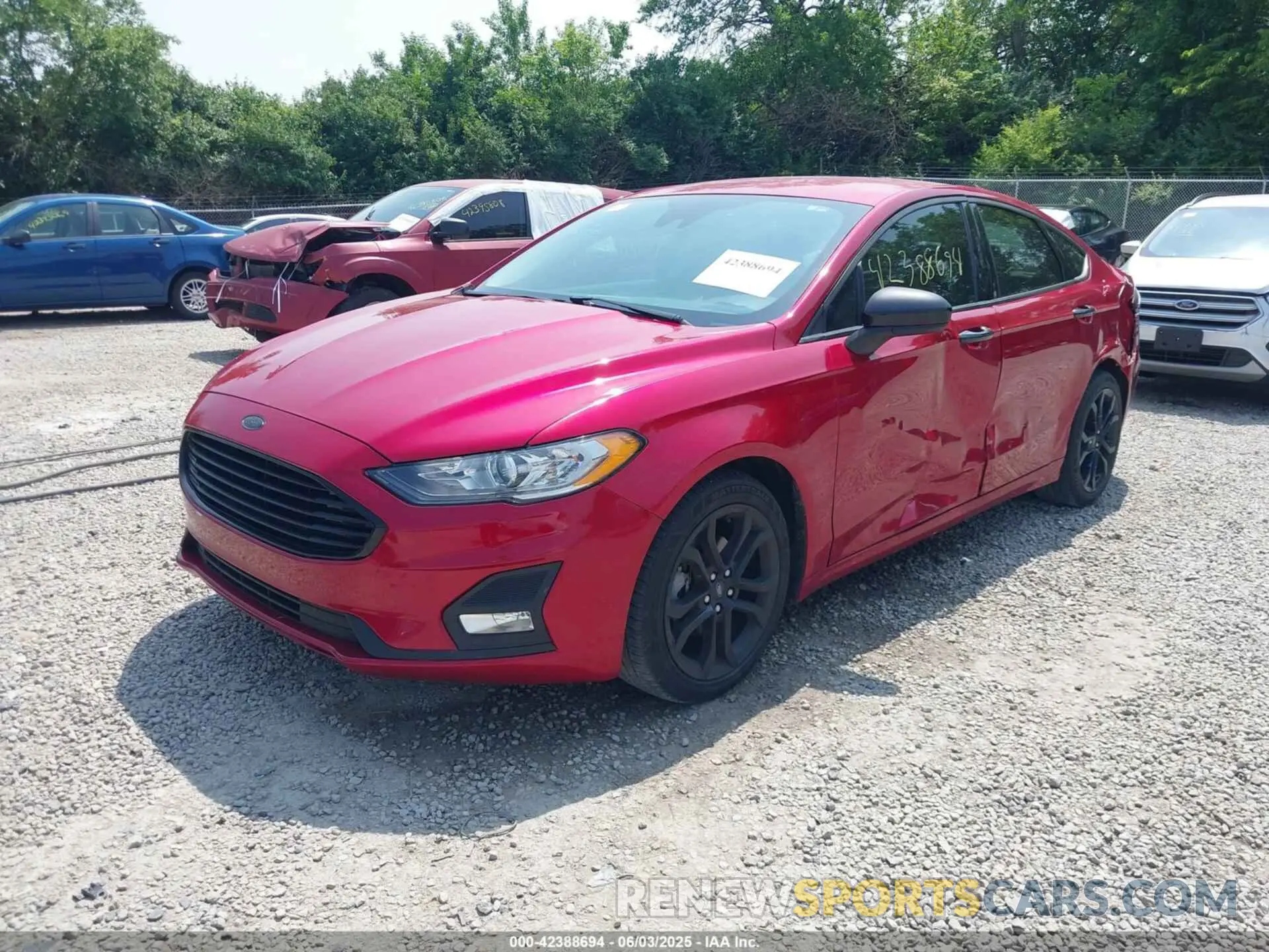 2 Photograph of a damaged car 3FA6P0HD0LR260647 FORD FUSION 2020