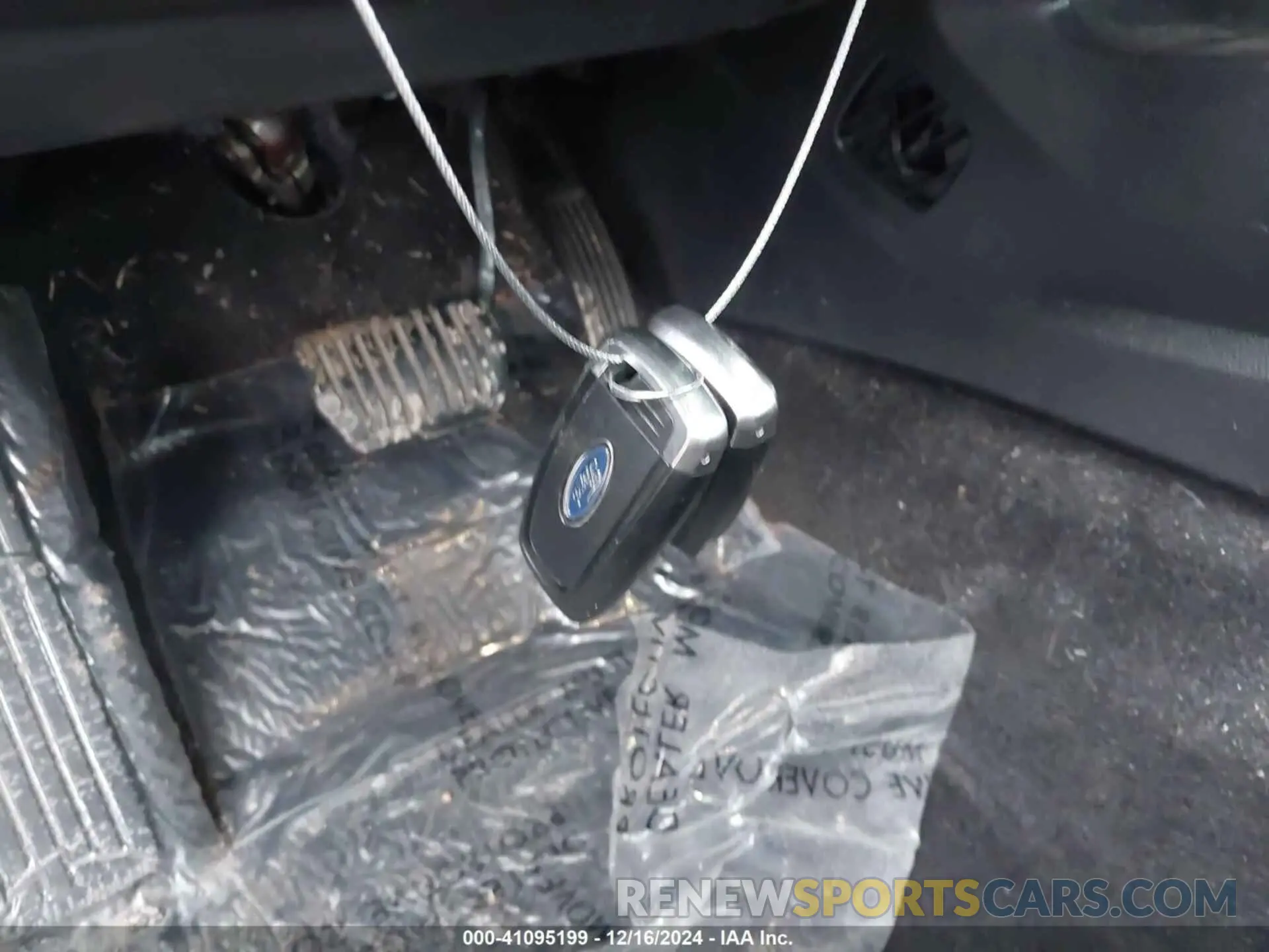 11 Photograph of a damaged car 3FA6P0HD0LR264097 FORD FUSION 2020