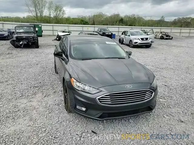 10 Photograph of a damaged car 3FA6P0HD1LR102737 FORD FUSION 2020