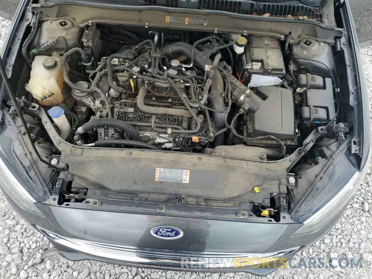 13 Photograph of a damaged car 3FA6P0HD1LR102737 FORD FUSION 2020