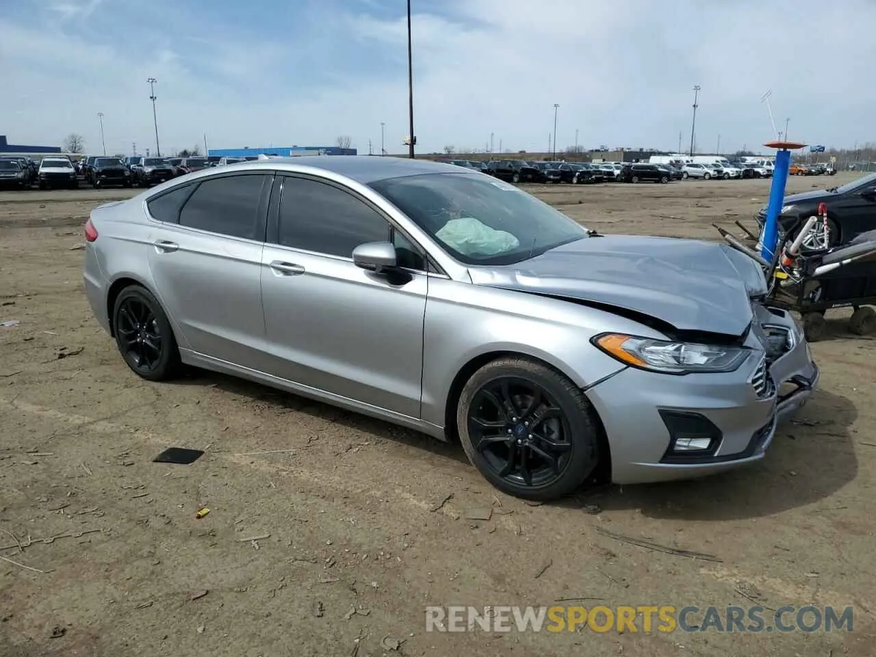 4 Photograph of a damaged car 3FA6P0HD1LR107923 FORD FUSION 2020