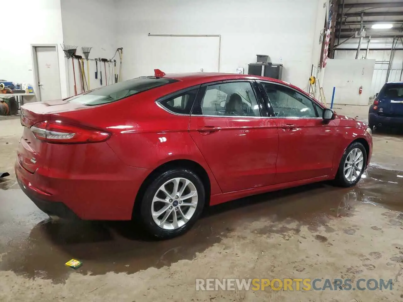 3 Photograph of a damaged car 3FA6P0HD1LR110725 FORD FUSION 2020