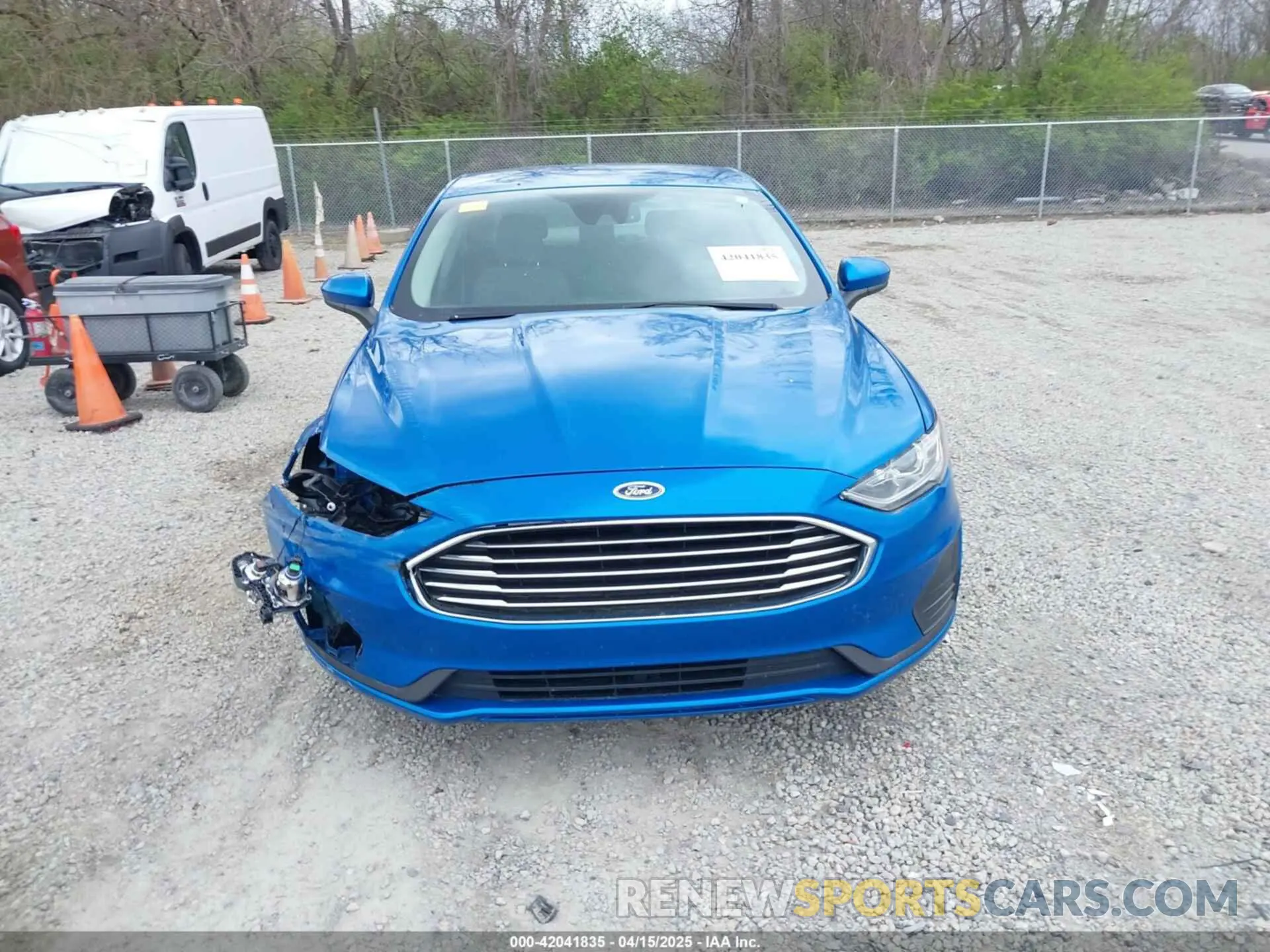 13 Photograph of a damaged car 3FA6P0HD1LR113740 FORD FUSION 2020