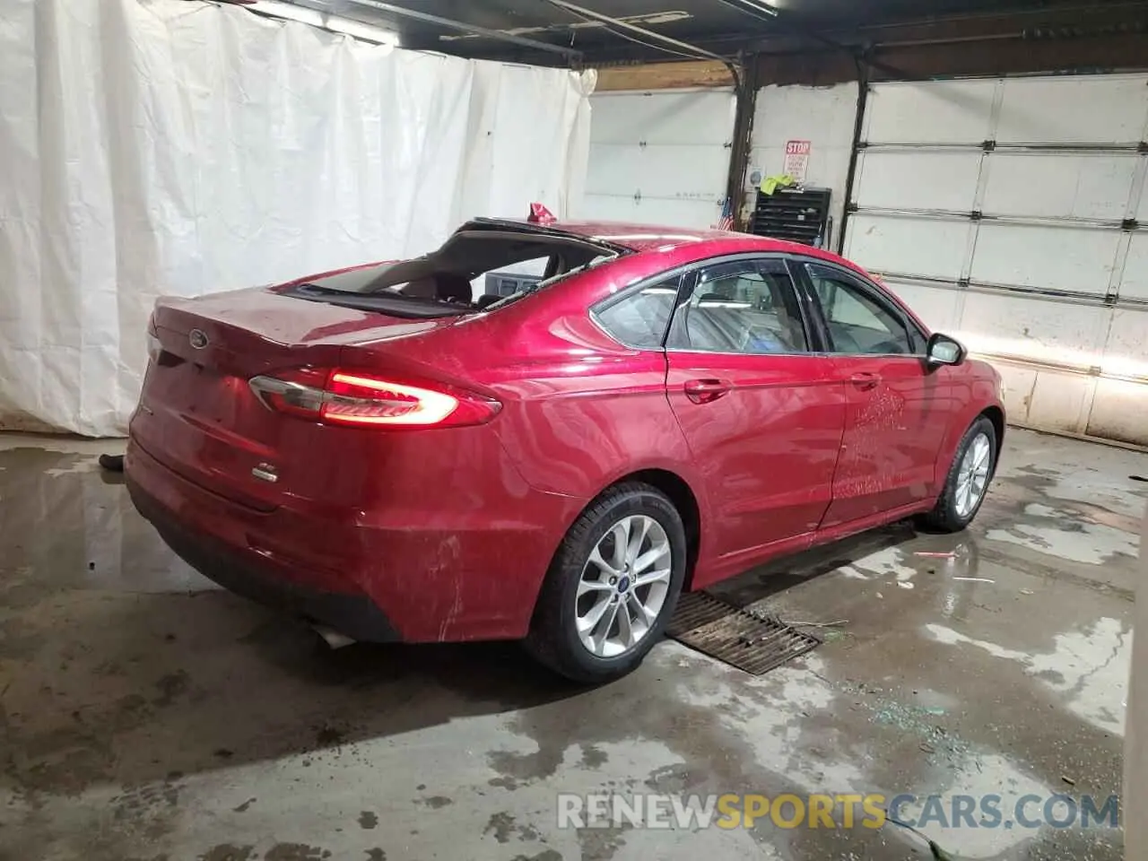 3 Photograph of a damaged car 3FA6P0HD1LR163330 FORD FUSION 2020