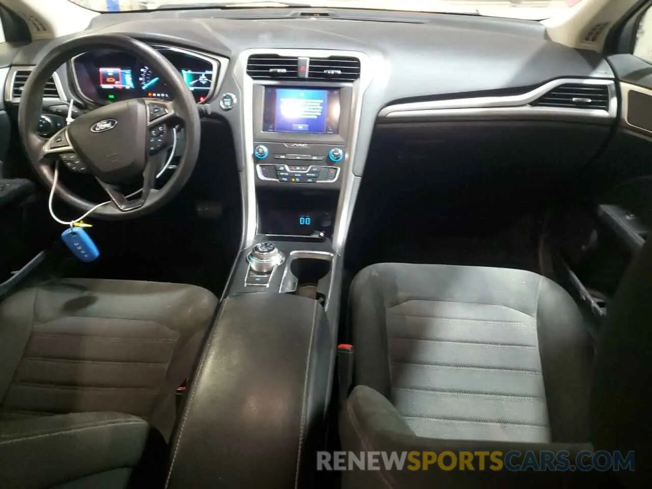 8 Photograph of a damaged car 3FA6P0HD1LR163330 FORD FUSION 2020
