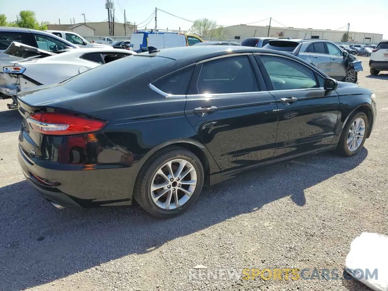 3 Photograph of a damaged car 3FA6P0HD1LR169399 FORD FUSION 2020