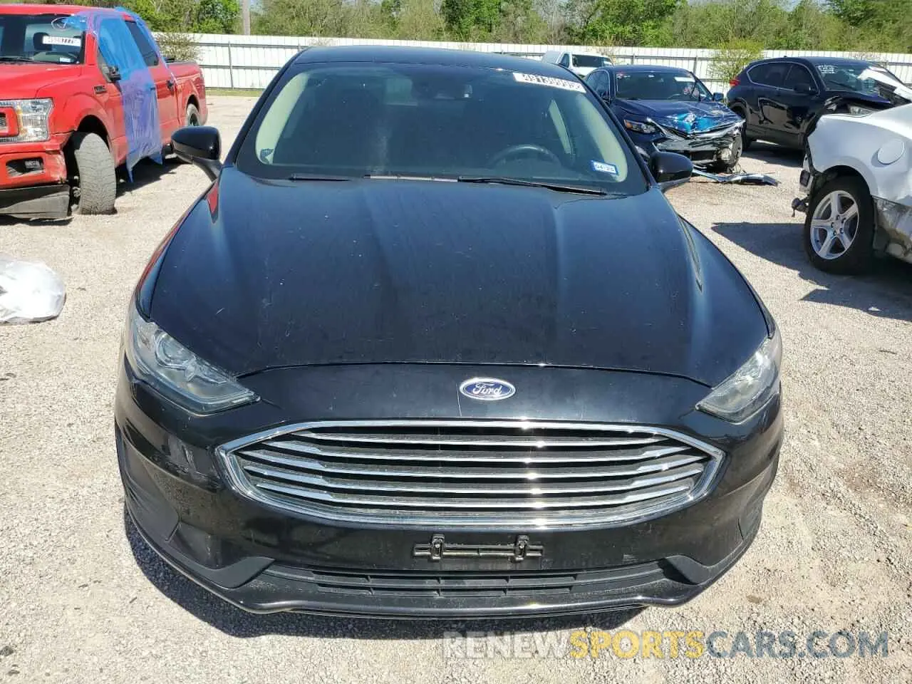 5 Photograph of a damaged car 3FA6P0HD1LR169399 FORD FUSION 2020