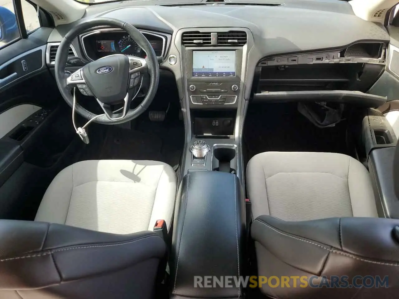8 Photograph of a damaged car 3FA6P0HD1LR229004 FORD FUSION 2020