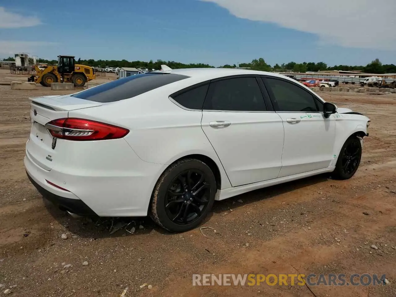 3 Photograph of a damaged car 3FA6P0HD1LR235062 FORD FUSION 2020