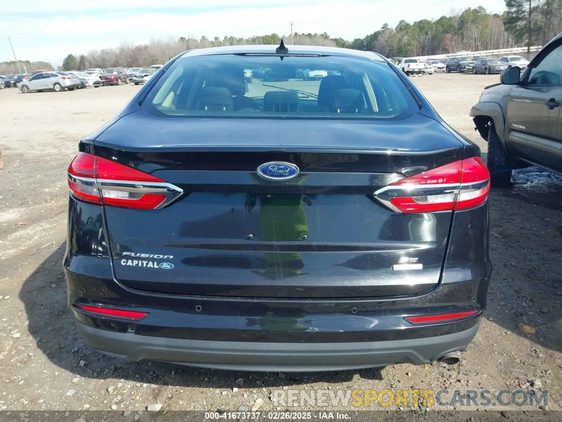 15 Photograph of a damaged car 3FA6P0HD1LR251830 FORD FUSION 2020