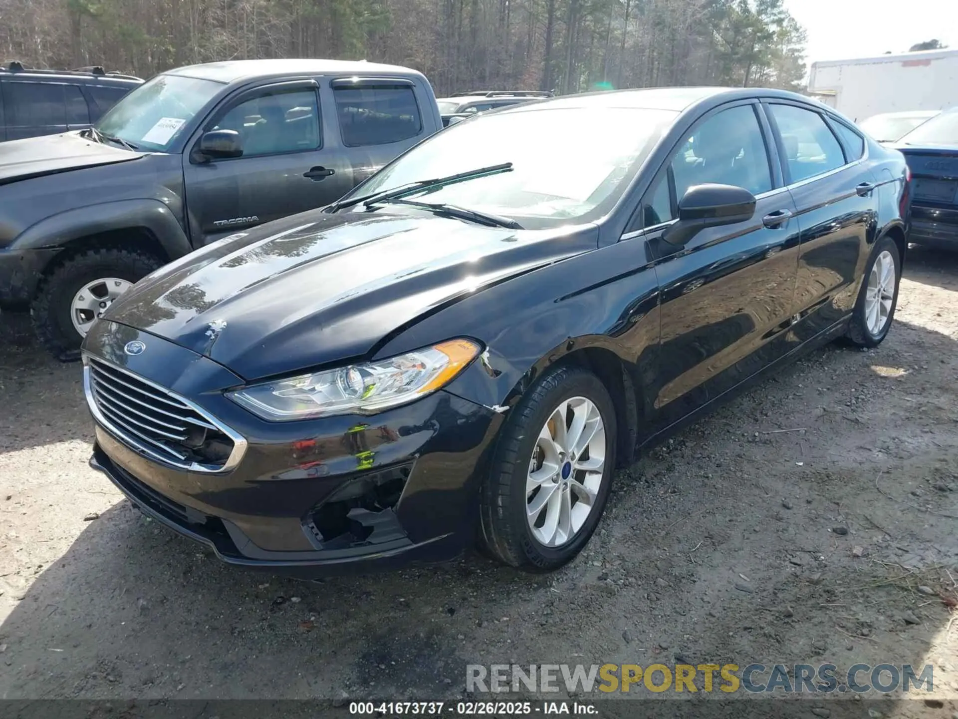 2 Photograph of a damaged car 3FA6P0HD1LR251830 FORD FUSION 2020