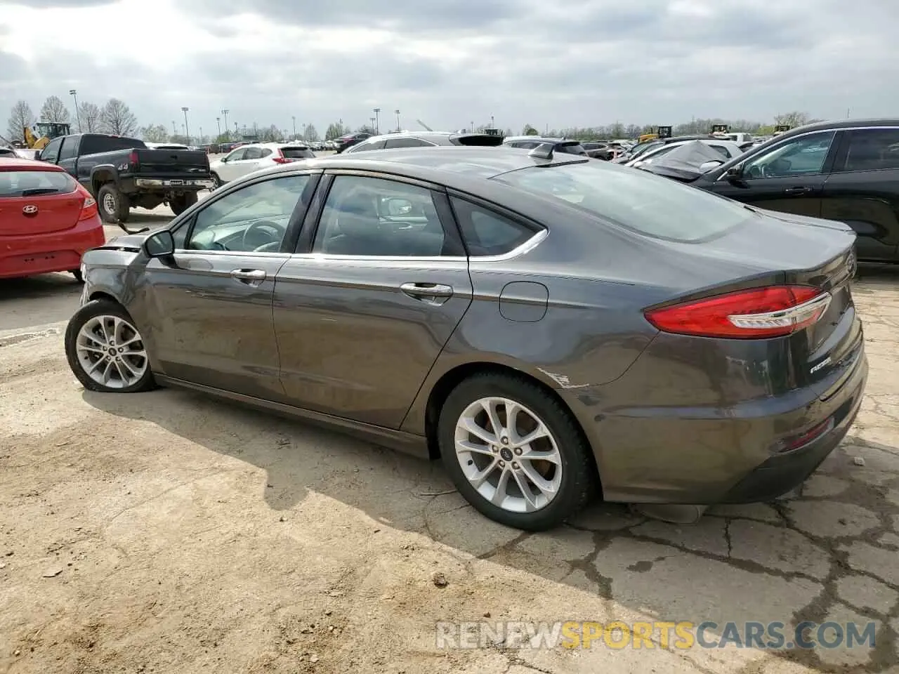 2 Photograph of a damaged car 3FA6P0HD1LR255120 FORD FUSION 2020
