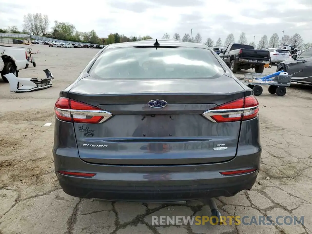 6 Photograph of a damaged car 3FA6P0HD1LR255120 FORD FUSION 2020