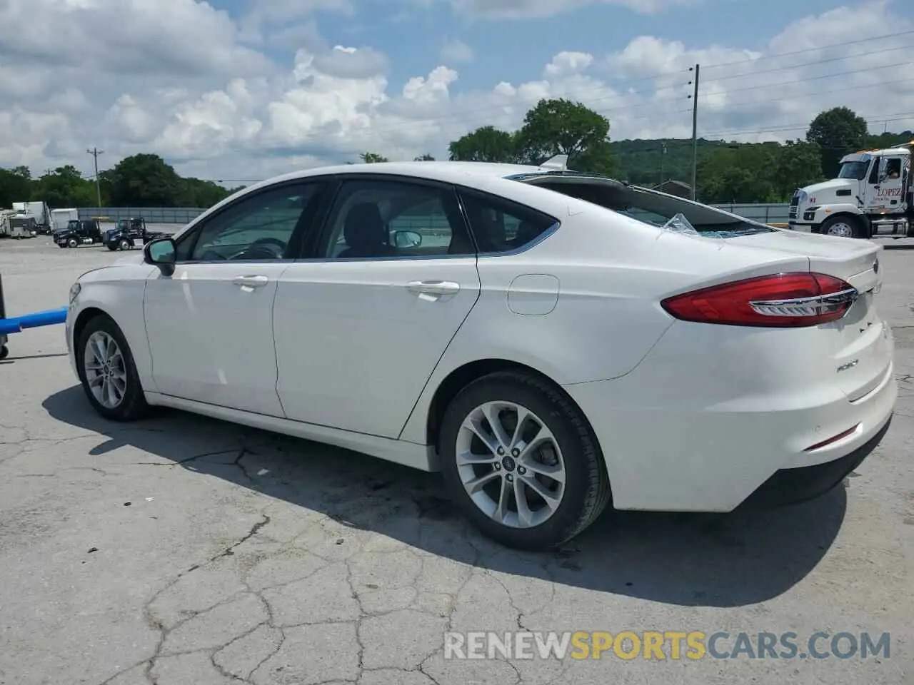 2 Photograph of a damaged car 3FA6P0HD1LR255635 FORD FUSION 2020