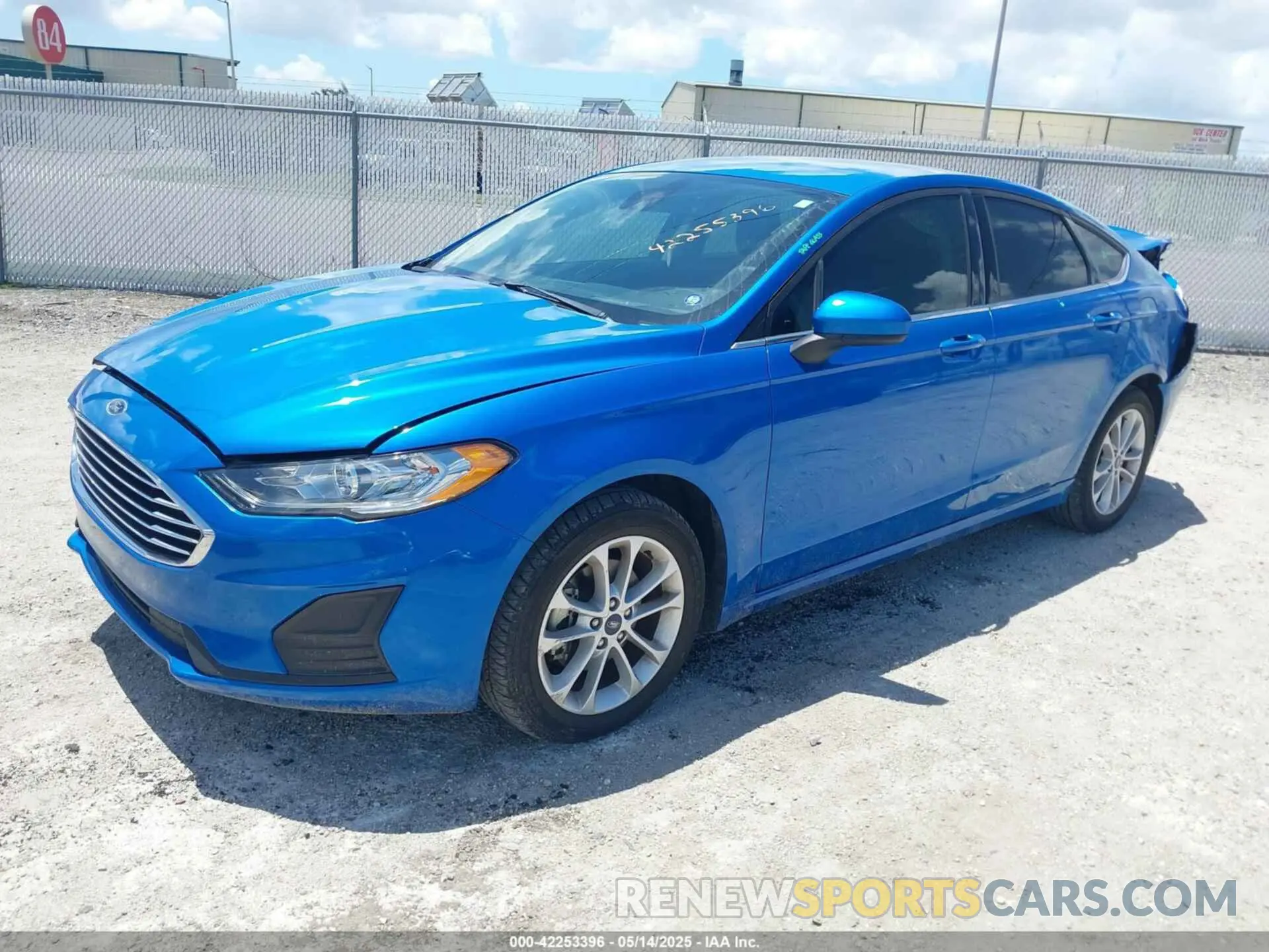 2 Photograph of a damaged car 3FA6P0HD2LR110491 FORD FUSION 2020