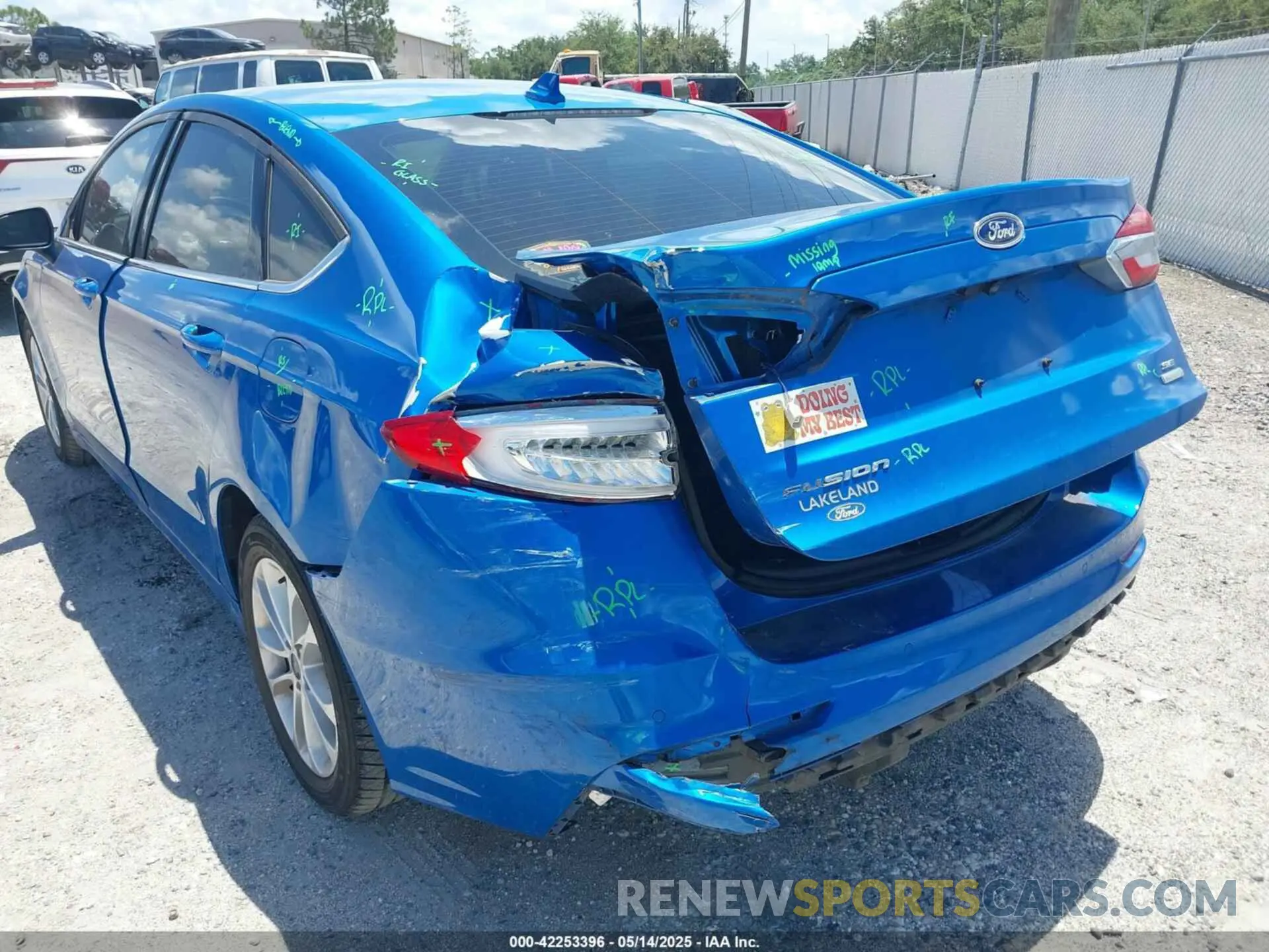 6 Photograph of a damaged car 3FA6P0HD2LR110491 FORD FUSION 2020