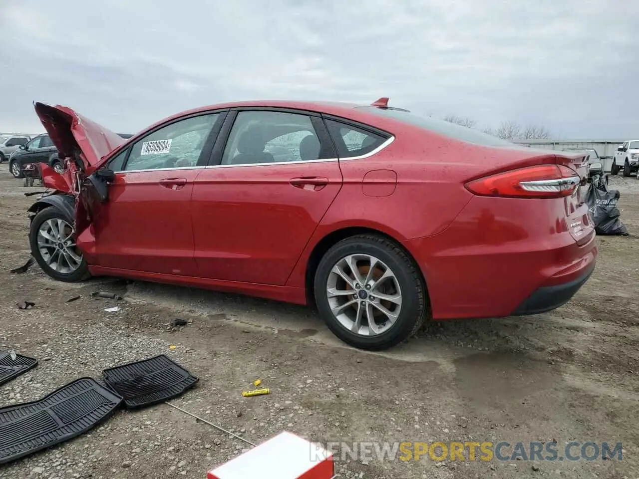 2 Photograph of a damaged car 3FA6P0HD2LR119921 FORD FUSION 2020