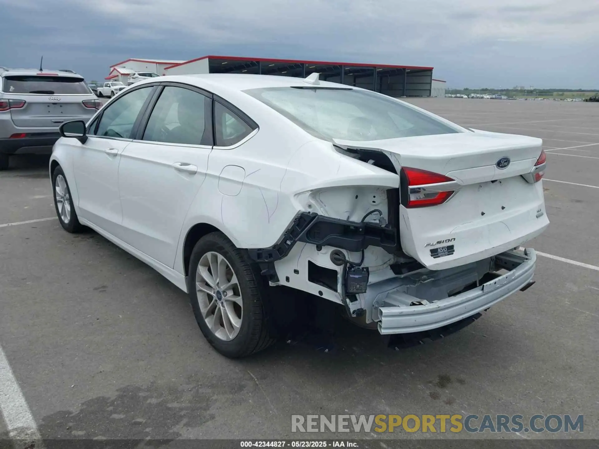 3 Photograph of a damaged car 3FA6P0HD2LR136072 FORD FUSION 2020